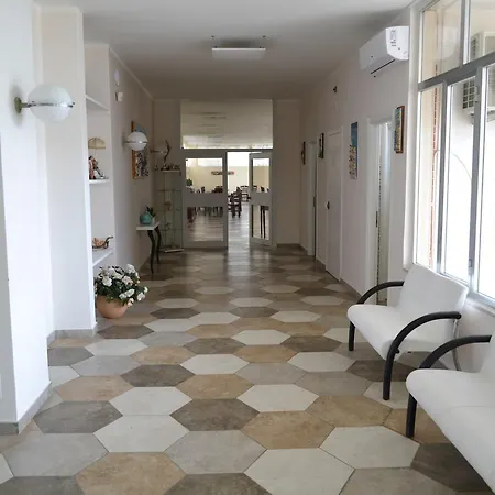 Sunrise Accessible Hotel